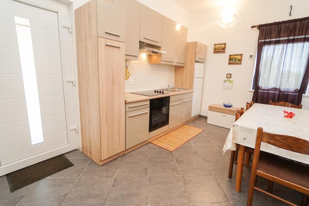 Apartments Mira Savudrija Crveni Vrh Kültér fotó