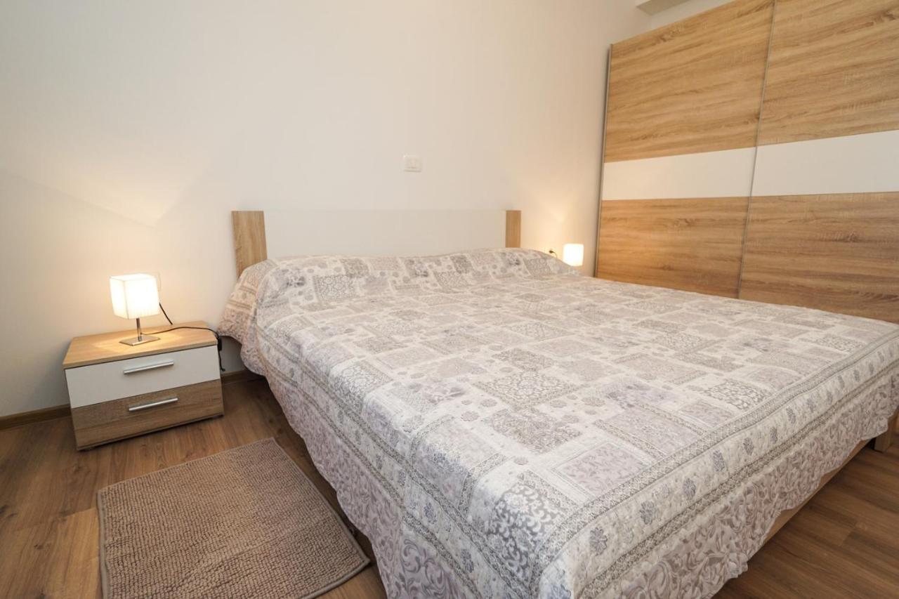 Apartments Mira Savudrija Crveni Vrh Kültér fotó