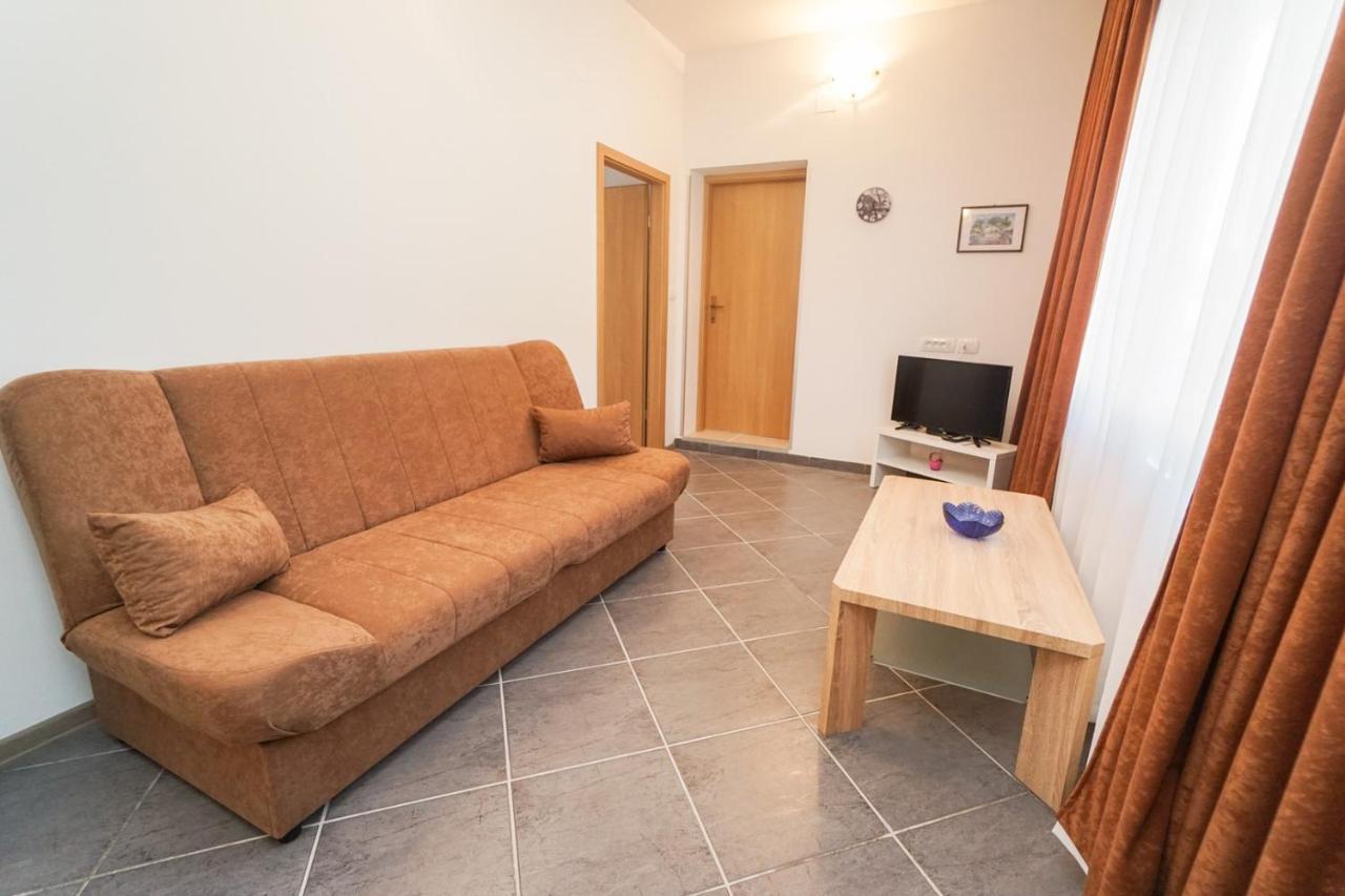 Apartments Mira Savudrija Crveni Vrh Kültér fotó
